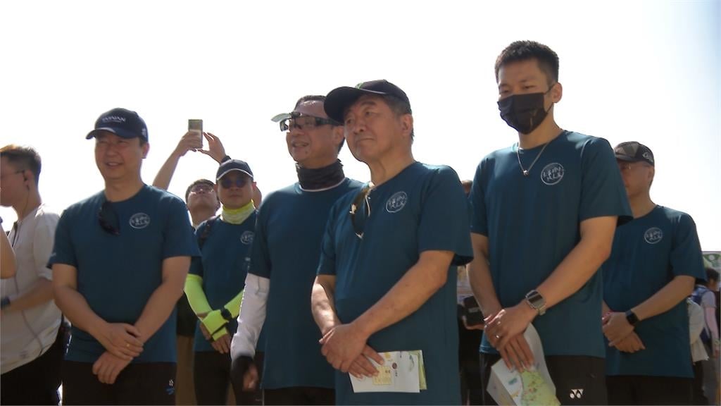 6/3世界自行車日！　陳時中、陳世凱率百人騎鐵馬