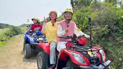 外景驚魂!楊繡惠「連人帶車」滑下坡 阿翔竟忘煞車險釀意外