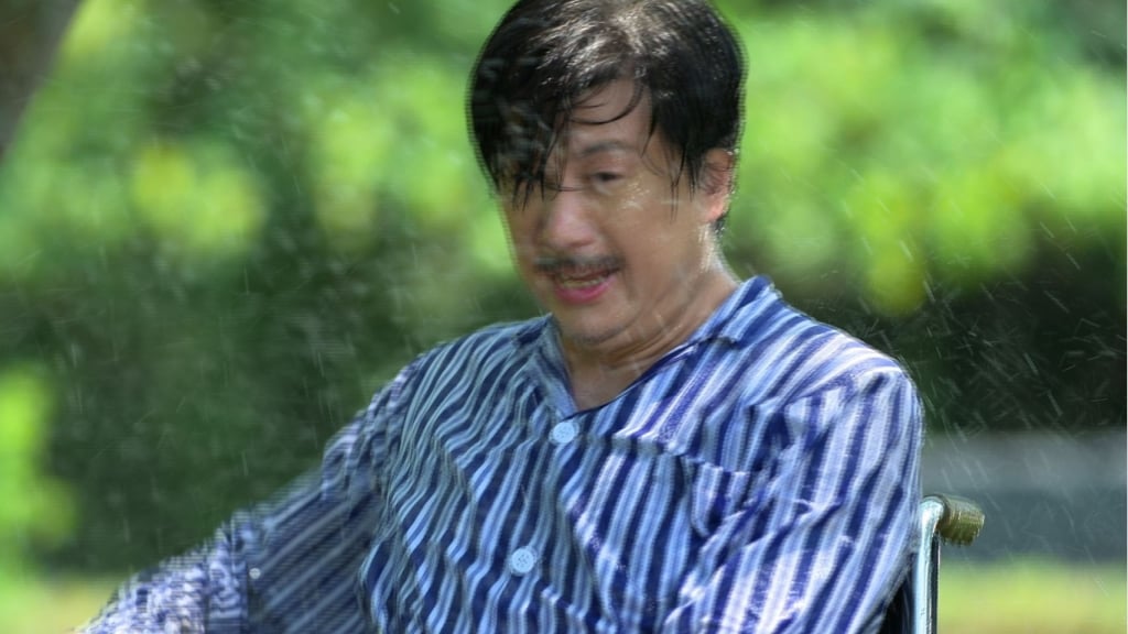 吳皓昇《豆腐媽媽》中風坐輪椅慘遭水柱狂噴！演員們卻羨慕「他這件事」