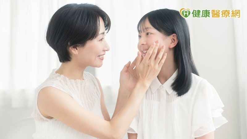 驪歌響起更焦慮？醫揭青少年「畢業失落期」：3大壓力警訊要注意