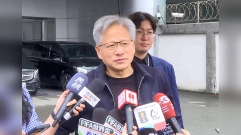 飛韓國催產能！黃仁勳讚「台灣是AI產業核心」感謝賴清德邀訪電廠：極大榮幸