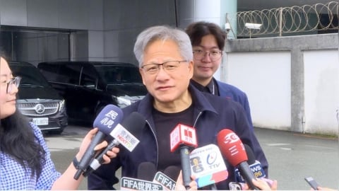 黃仁勳結束在台行程　今赴南韓盼「盡快再度訪台」