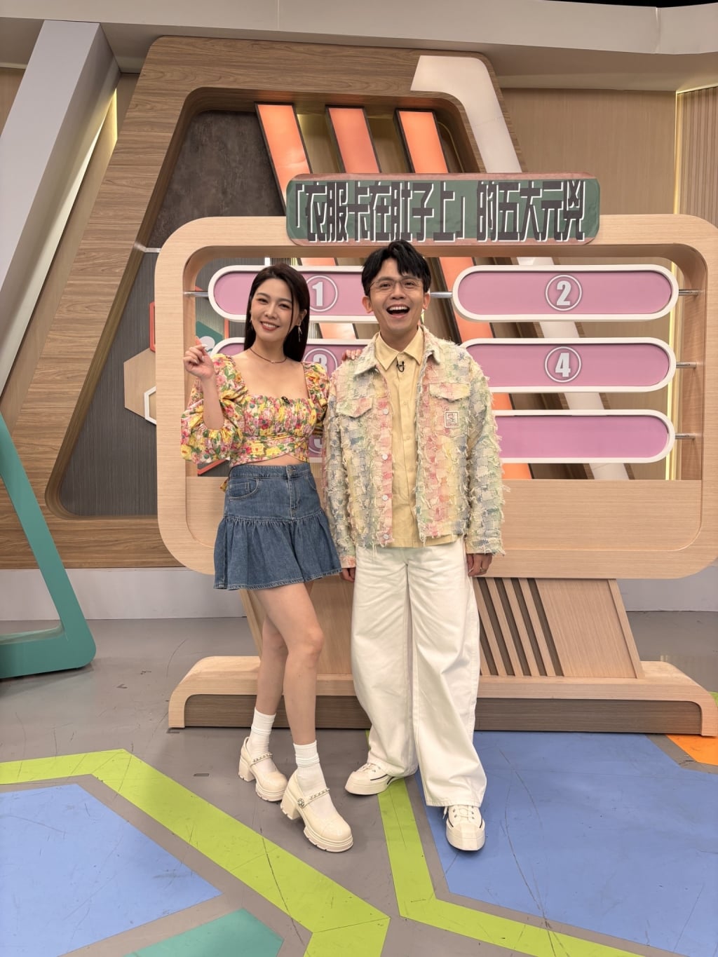 (影)／女星夏天在家裸體瘦身 黃豪平追問：「都不穿」？