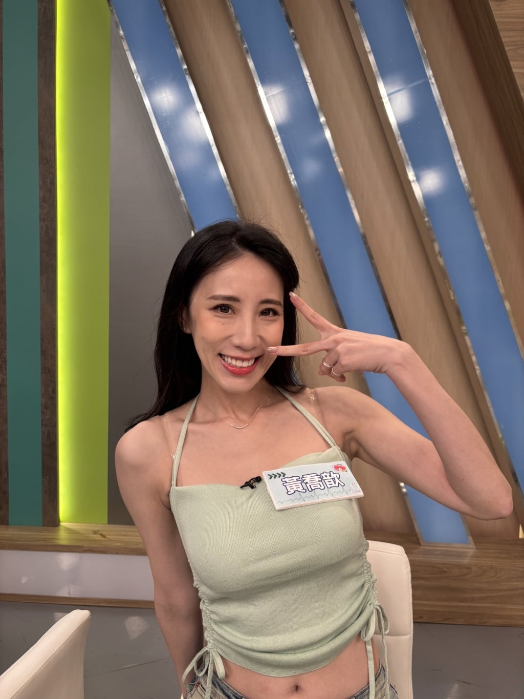 (影)／女星夏天在家裸體瘦身 黃豪平追問：「都不穿」？