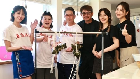 《豆腐媽媽》與《阿松與阿暖》演員包粽大PK!洪都拉斯、柯叔元互虧笑翻全場