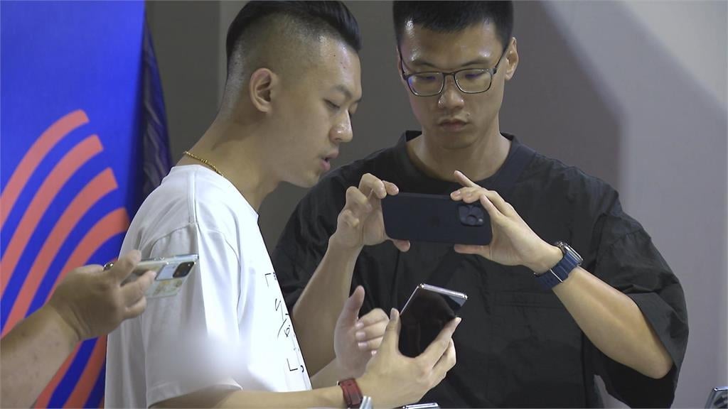獨家／韓國記憶體股價重挫！手機價格為何不降反漲？傑昇通信張庭維解析「三大關鍵」