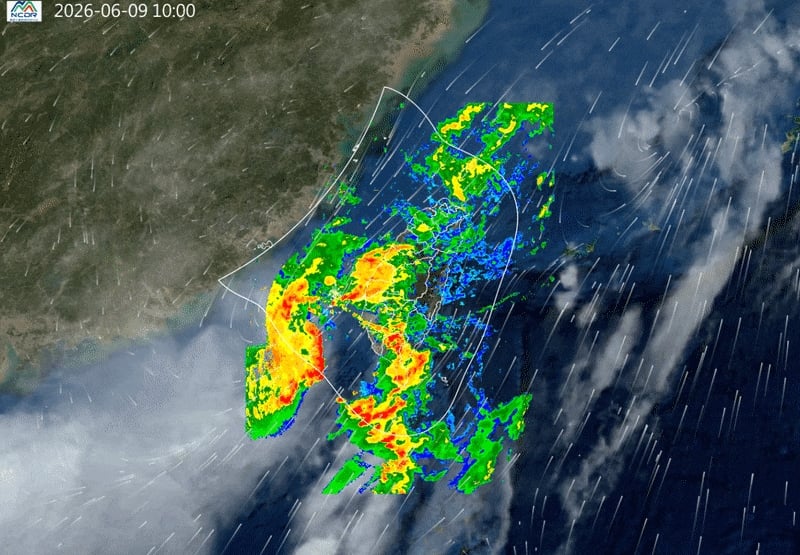 梅雨鋒面抵達「掛在台灣上空」!專家示警「南部皮繃緊」2波降雨高峰來襲