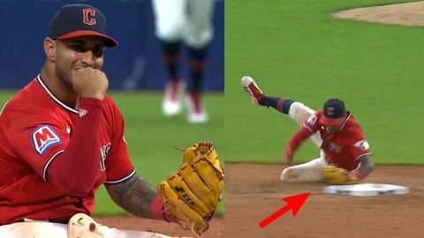 MLB(影)/你說不出看過更好的!守護者游擊「滑接手套碰壘」秀七星級雙殺守備