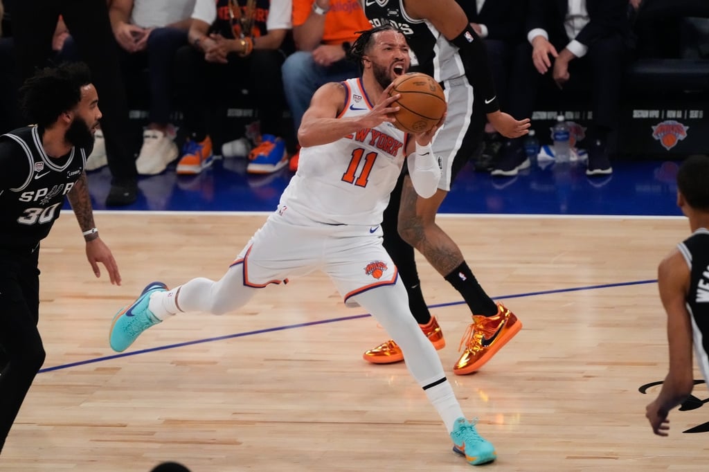 NBA(影)／首節就火藥味十足！「斑馬」推倒「新紐約之王」布朗森還露出一抹笑容