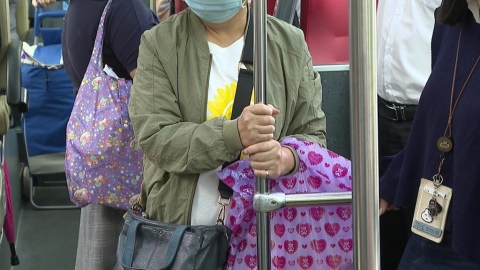 長輩鞋子別亂穿!醫曝「4種鞋最危險」 6大安全重點曝光