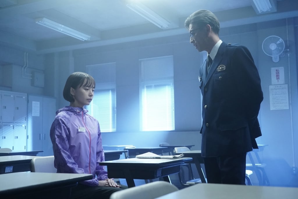 日本首週票房冠軍！《電影版教場：驪歌》木村拓哉「白髮義眼」逼瘋警校生