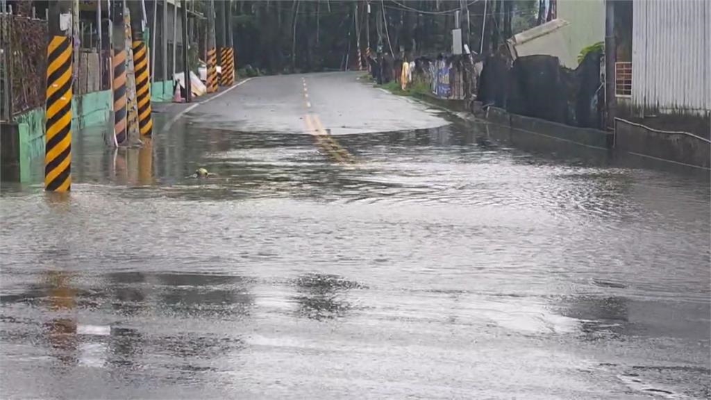 大雨炸屏東!高樹廣興村「泥流淹路」 鹽埔新圍大排暴漲