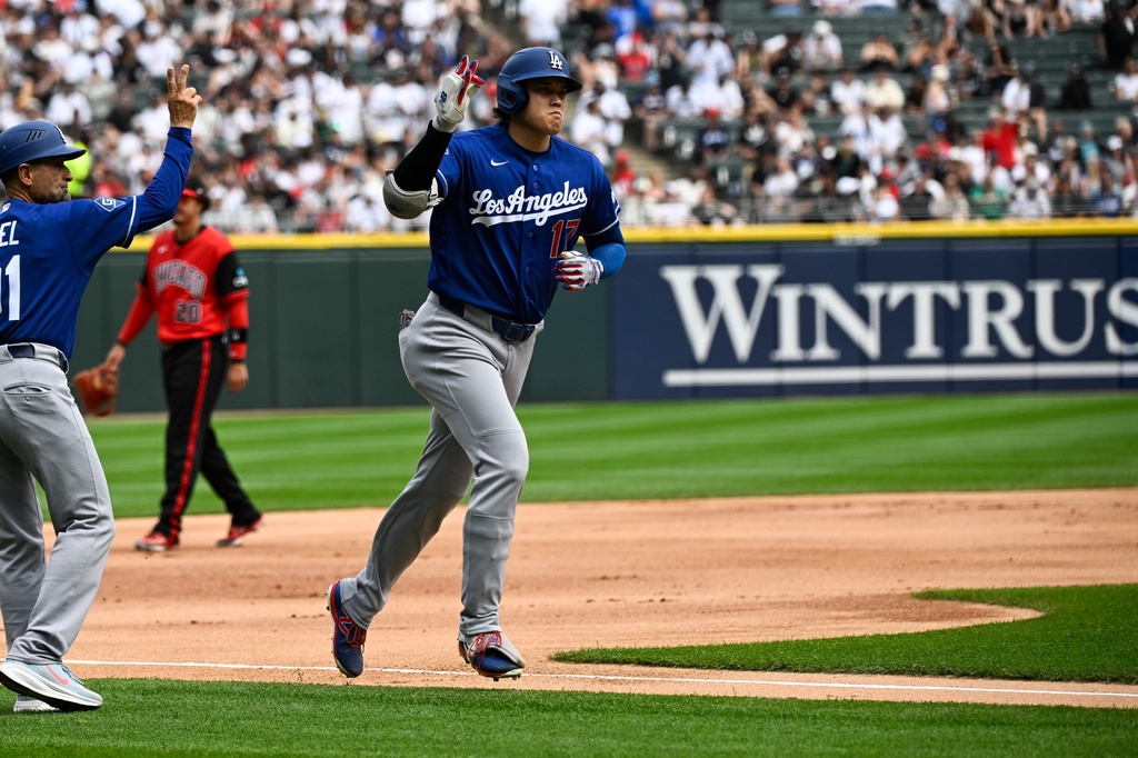 MLB(影)/大谷翔平領軍夢幻應援!道奇日籍三本柱 替世足賽日本國家隊加油