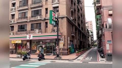 咖啡倒入排水溝竟違法？基隆男挨罰3600元　網一票驚：以前也做過