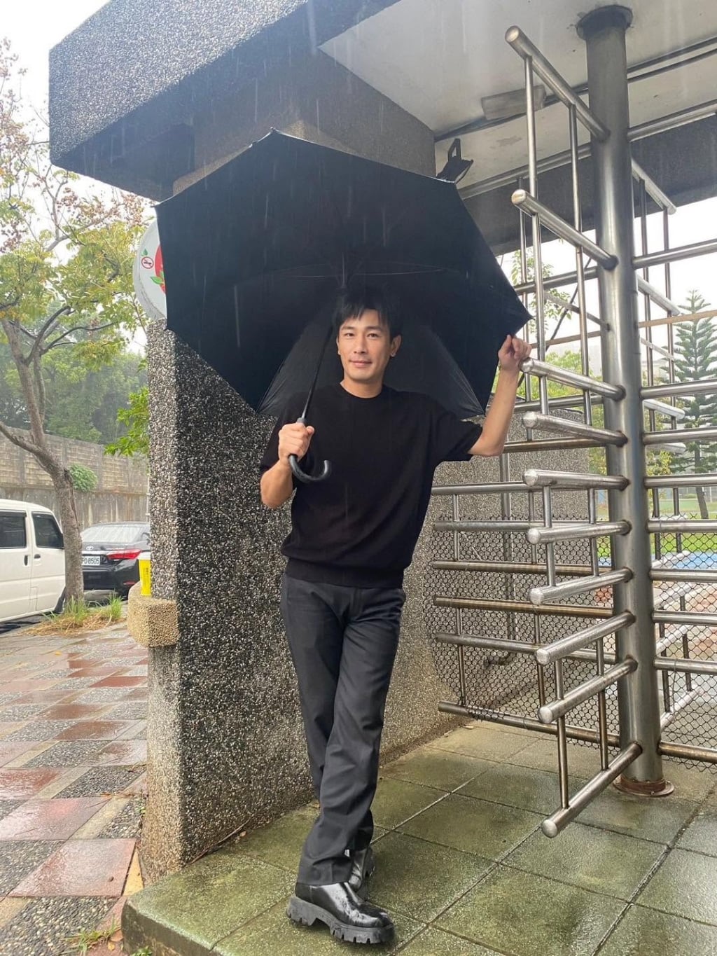 不捨八點檔男神傅子純驟逝!粉專今設「線上追思專區」 網友淚崩湧入送別
