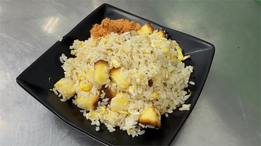 高雄炒飯實驗室!口味逾50種 「蜂蜜蛋糕炒飯」意外超搭