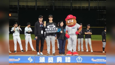 棒球/大專盃最有價值球員吳冠勳將參加選秀!相約獅好友戴伯丞職棒齊打拚