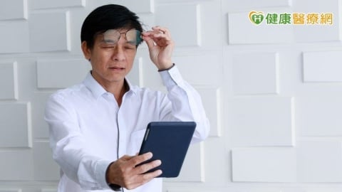 白內障開完還是看不清？醫提醒：恐是黃斑部病變警訊