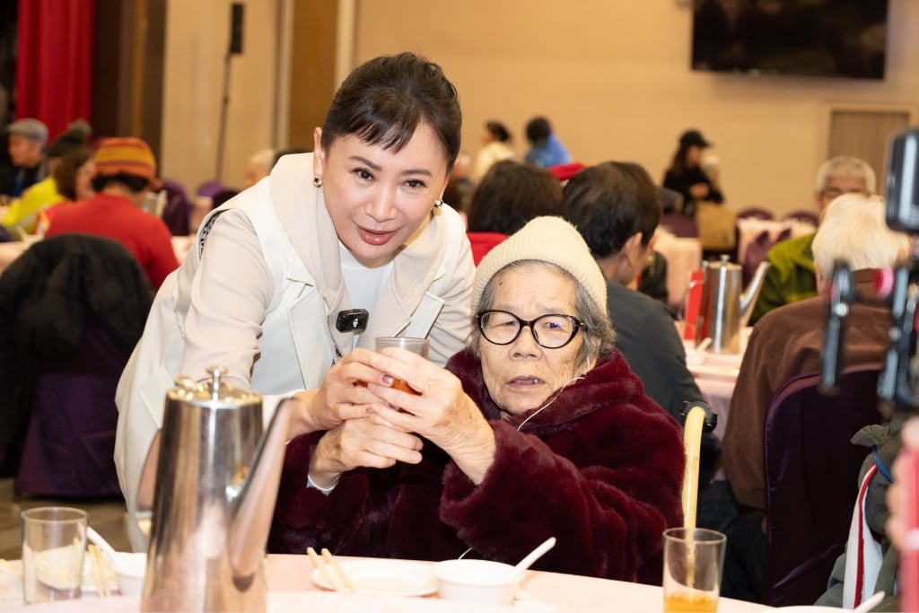 昔野台花旦離世！陳亞蘭親訪最後一面 來春阿嬤「圓夢對唱」安詳走了