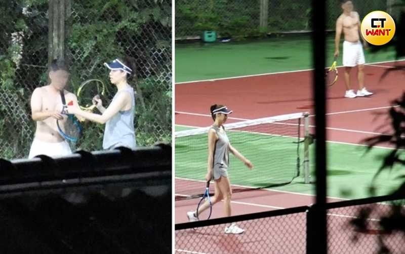 倪雅倫與男方一度交換網球拍，但其他時間兩人並沒有同場對打。（圖／本刊攝影組）