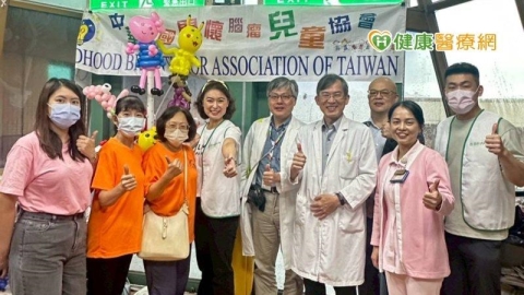 端午關懷進病房 中榮攜手公益團體陪伴病童歡度佳節