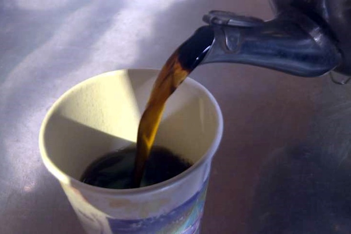 阿北天氣太熱「喝1天然飲品」 竟高血鉀!醫示警:喝太多恐心臟驟停