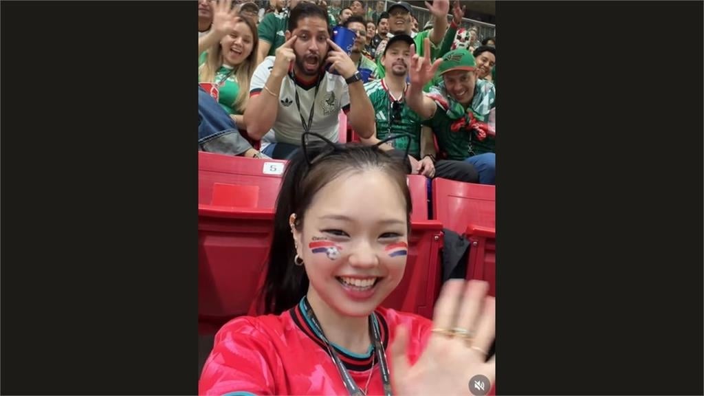正妹網紅看世界盃遭「拉眼角」歧視!「足球界最高殿堂」FIFA發聲了
