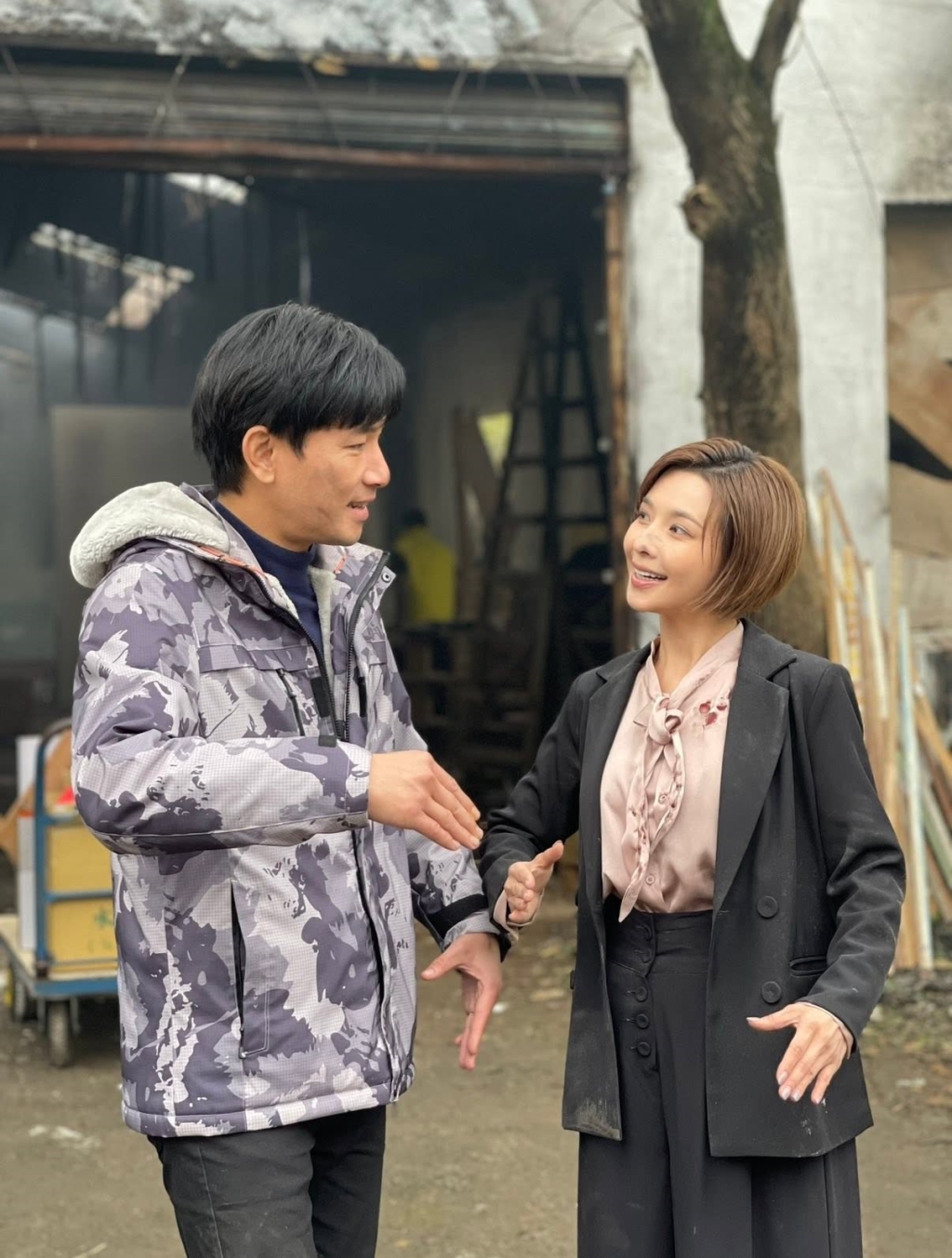 奔靈堂悼傅子純!《愛的榮耀》吳婉君路上遭大姐攔下「愛嘉!瑞德走了...」 兩人瞬間紅了眼眶
