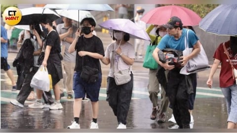 下班注意！10縣市大雨特報　雙北雷雨狂轟到晚間