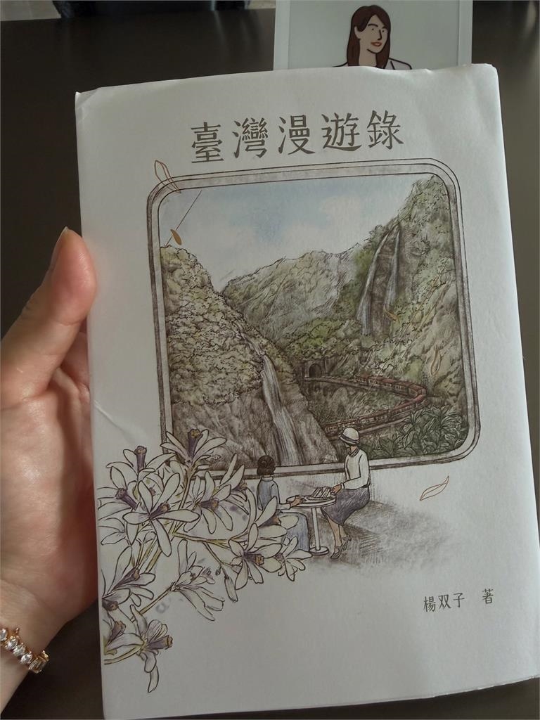 正妹「試戴老花眼鏡」竟是賈永婕!認了「越看越模糊」無奈投降:躲不掉