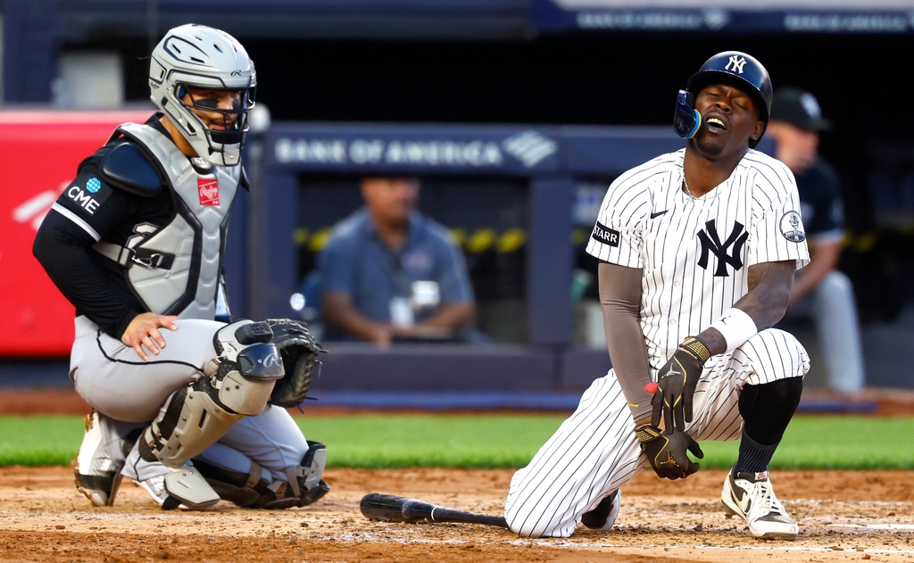MLB(影)/蛋蛋的哀傷!「爵士哥」小齊澤姆被自打球命中要害 法官還在旁偷笑