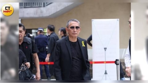 鈕承澤出獄後首露面 以「義弟」身分出席吳功告別式
