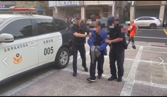 汶汶遭割頸…鐵粉阿北「失控畫面曝」!攝影師全衝上前壓制「驚悚瞬間」全還原