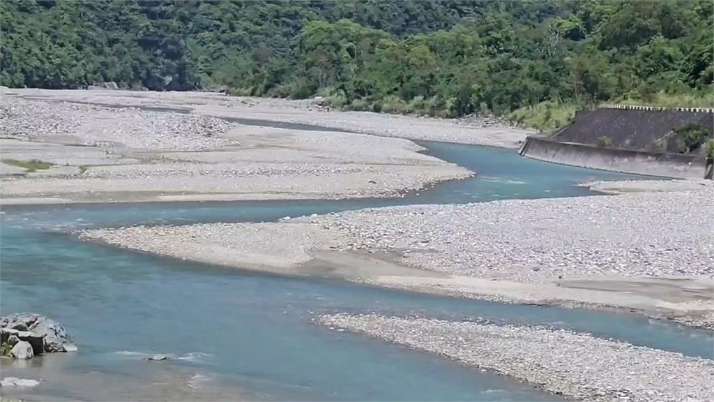 馬太鞍溪崩塌地北方「新生堰塞湖」　位置更深山！無路徑可達派直升機勘察