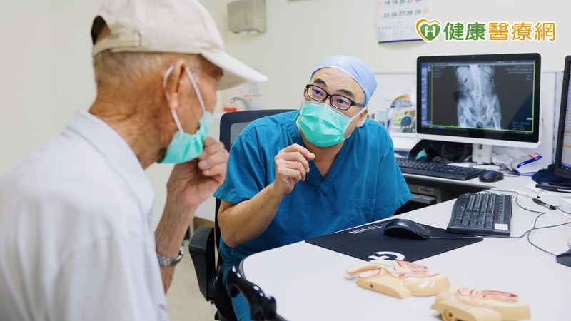 排尿順不代表健康!7旬翁「1數值」飆高揪出攝護腺癌