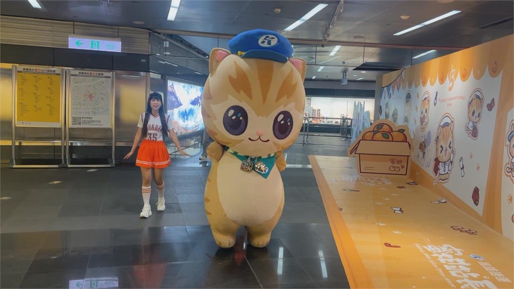 貓站長蜜柑推出網路漫畫 全新彩繪輕軌列車首航