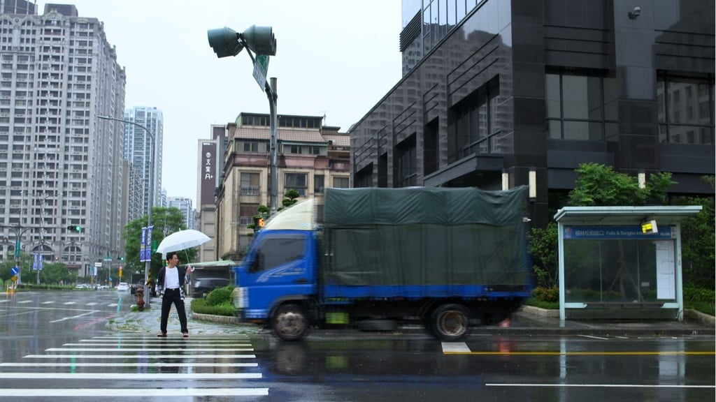 王耿豪《豆腐媽媽》遭貨車撞飛生死未卜!為逼真吐血「濃縮血漿灌鼻」敬業演出