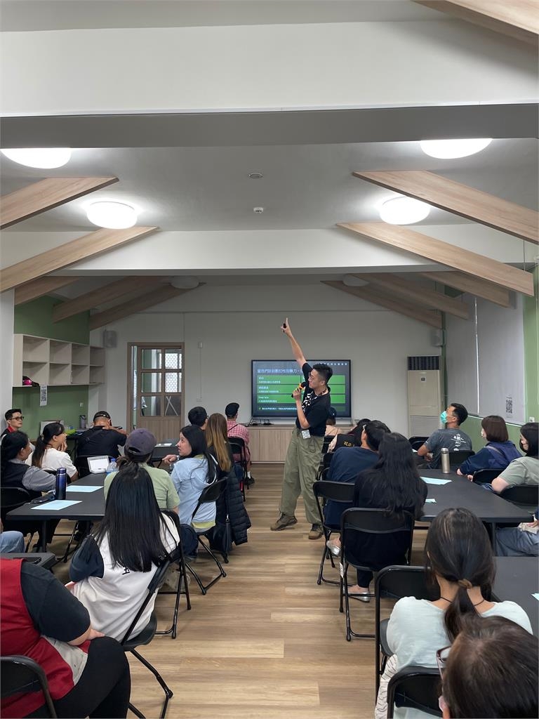 花蓮南區網絡共學數位性別暴力防治 現代婦女基金會:科技便利也可能成為傷害工具