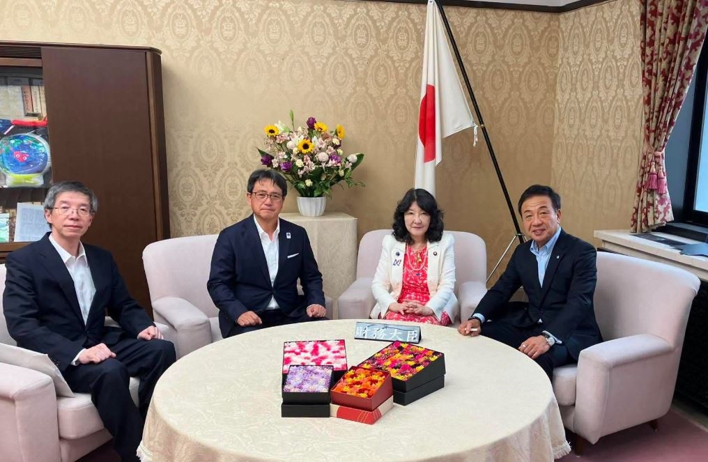 快新聞/日圓逼近40年新低 日財相曝:政府擬出手干預