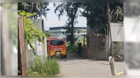 新竹空軍基地驚傳爆炸聲!現場黑煙狂竄 消防人員已控制火勢