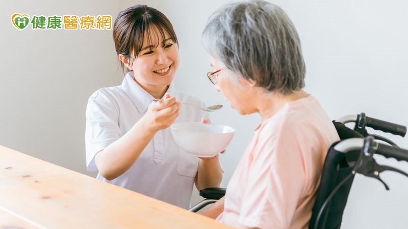 不用住院到療程結束？感染症患者符合條件可提早返家治療