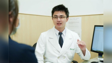 6旬婦腹脹、喘不過氣竟卵巢癌第四期! 誤認脹氣便秘七成人確診晚
