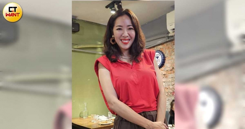 談及先前引發熱議的徵才內容，劉伊心坦言是因為使用AI協助撰寫職缺。（圖／常朝貴攝）