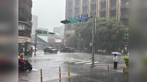 19縣市豪大雨特報！屏東慎防超大豪雨　影響時間曝光