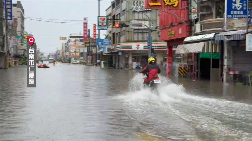 水淹台南仁德！派出所遇水劫　駕訓班車輛泡水