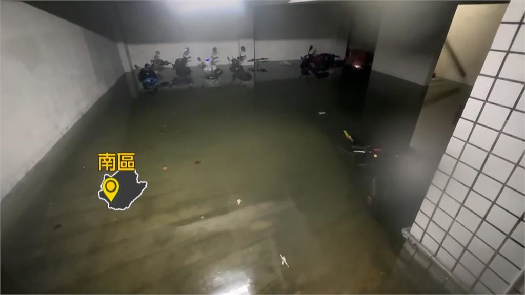 大雨釀災! 台南崑山科大淹水"水深及腰" 社區地下室"機車滅頂"