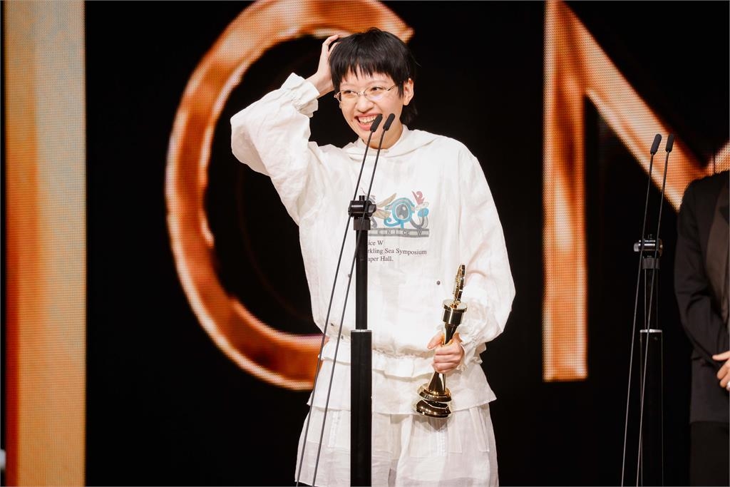 金曲37/完整得獎名單一次看!蔡依林封后「再奪年度專輯」、張震嶽首奪歌王