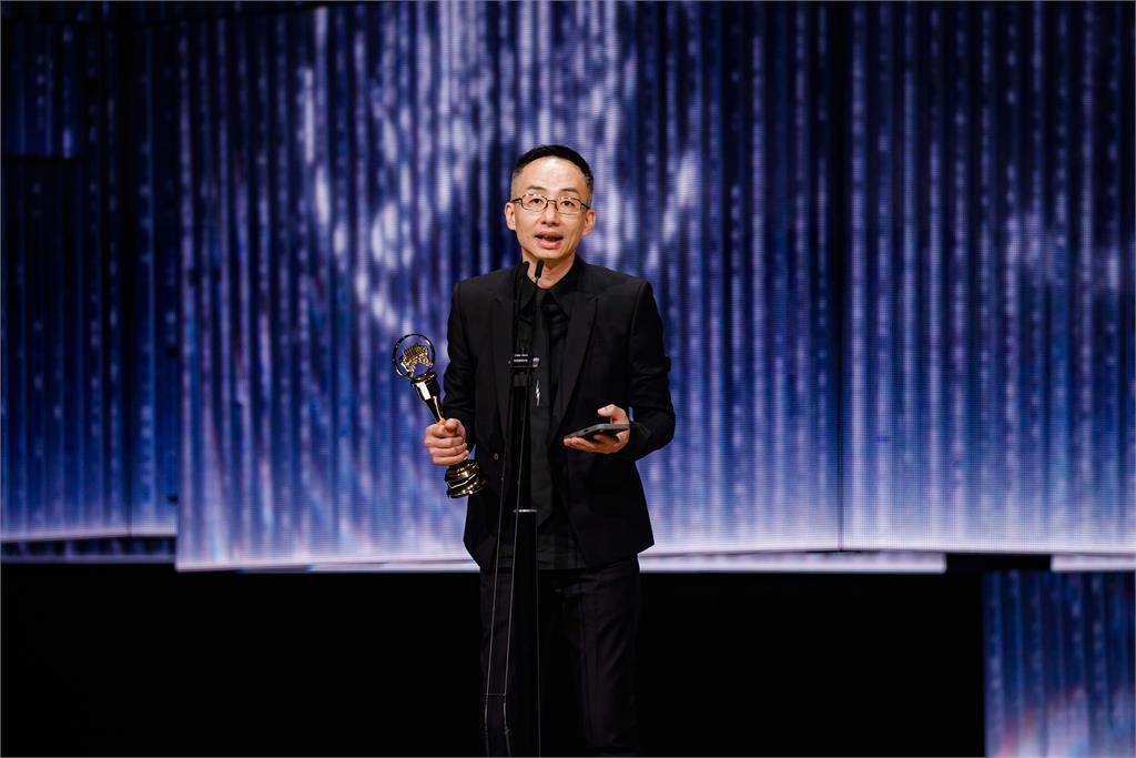 金曲37/完整得獎名單一次看!蔡依林封后「再奪年度專輯」、張震嶽首奪歌王