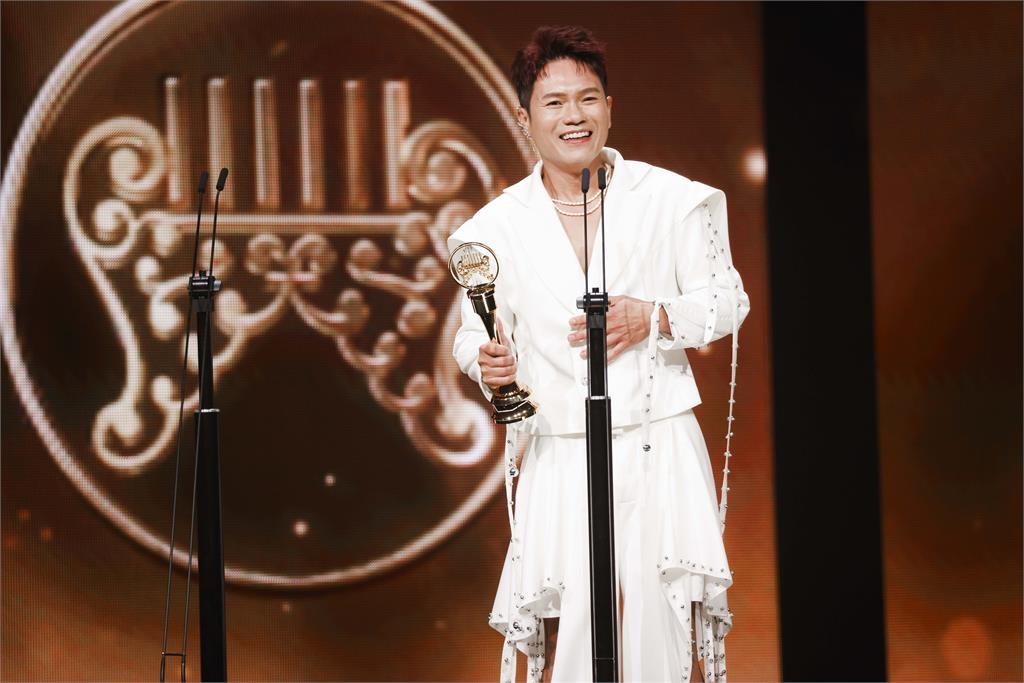 金曲37/完整得獎名單一次看!蔡依林封后「再奪年度專輯」、張震嶽首奪歌王