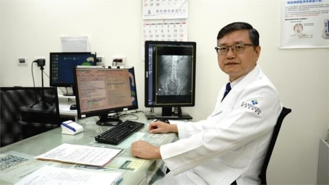 腳水腫蛋白尿靠低鈉改善　聯新國際醫師籲腎病患遠離偏方